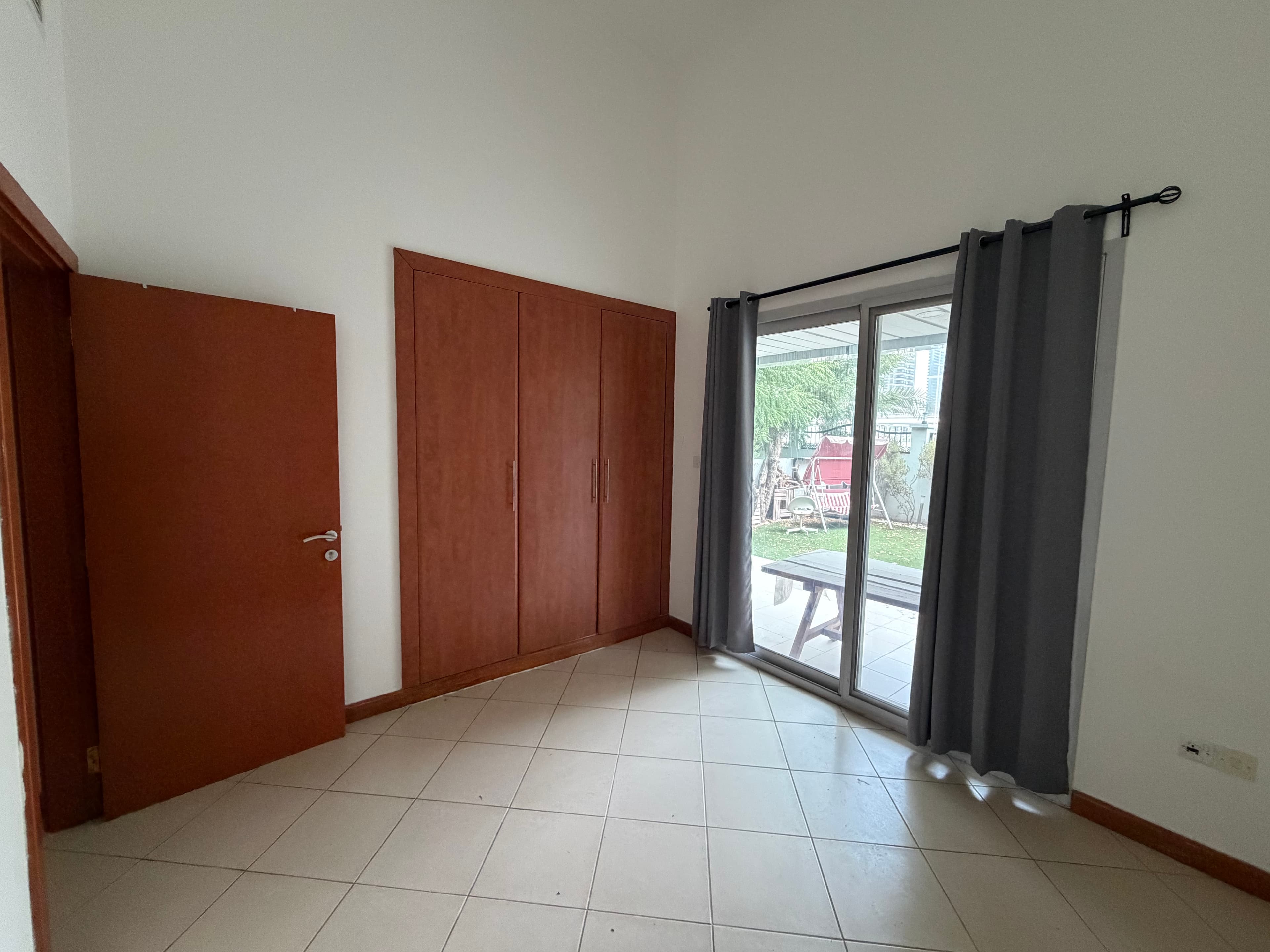 Vacant Now | Private Garden | Lower Floor | Unfurnished