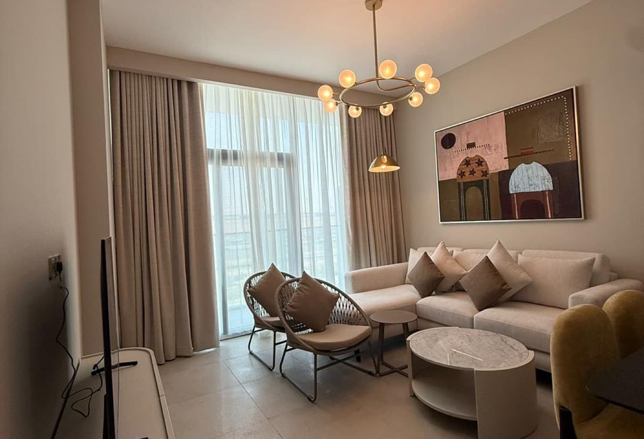 Five Star Living | Fully Furnished | Vacant